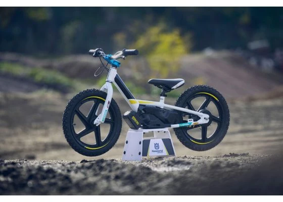 Husqvarna Replica 16eDrive - Lasten Sähköpyörä 7 Husqvarna Replica 16eDrive - Lasten Sähköpyörä - Image 7