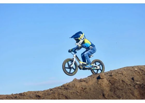 Husqvarna Replica 16eDrive - Lasten Sähköpyörä 12 Husqvarna Replica 16eDrive - Lasten Sähköpyörä - Image 12