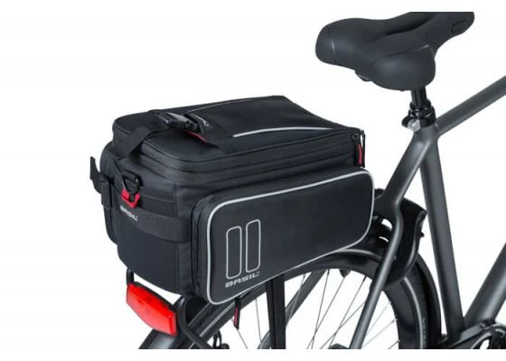 Basil Sport - Pyörän Takalaukku - MIK-kiinnityksellä - 7-15L- Musta 8 Basil Sport - Pyörän Takalaukku - MIK-kiinnityksellä - 7-15L- Musta - Image 8