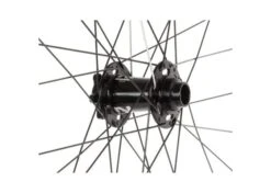 NOVATEC Demon Kiekkosetti -Polkun Kauppa novatec demon kiekkosetti